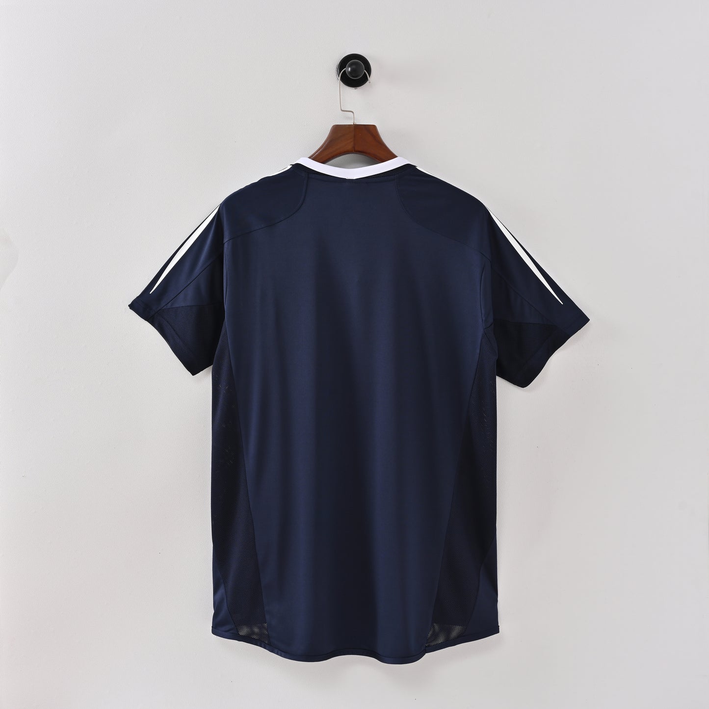 Retro Real Madrid 2004/05 Jersey