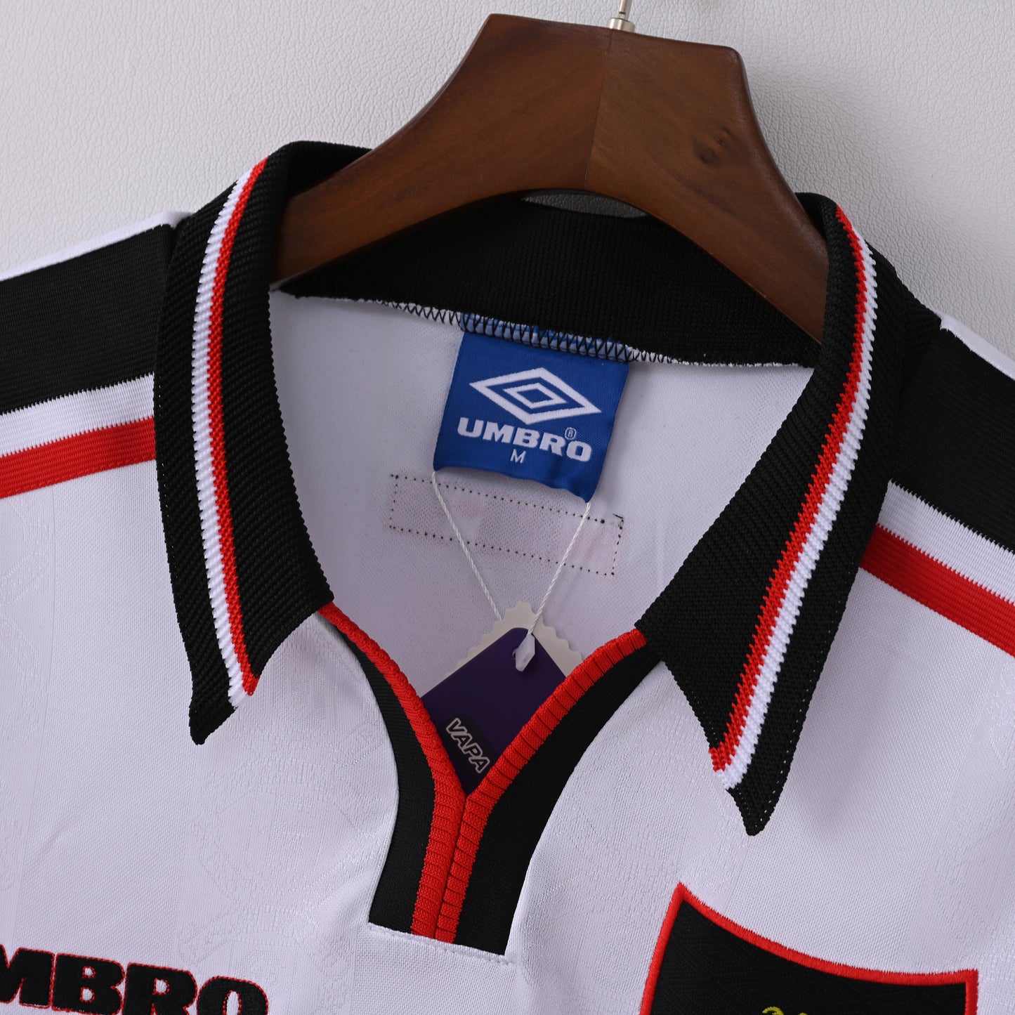 Retro Manchester United 1998/99 Jersey