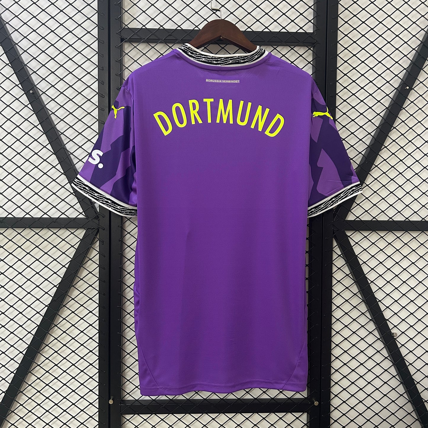 Borussia Dortmund 2024/25 Goalkeeper Jersey