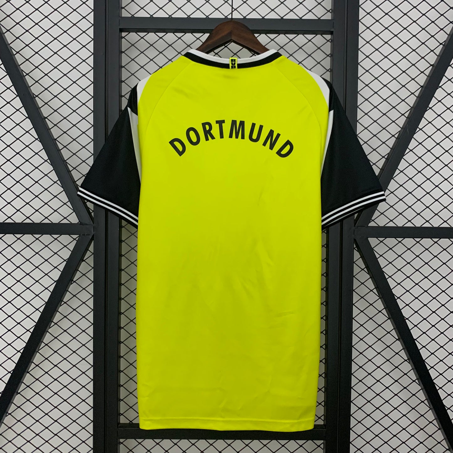Retro Borussia Dortmund 1995/96 Jersey