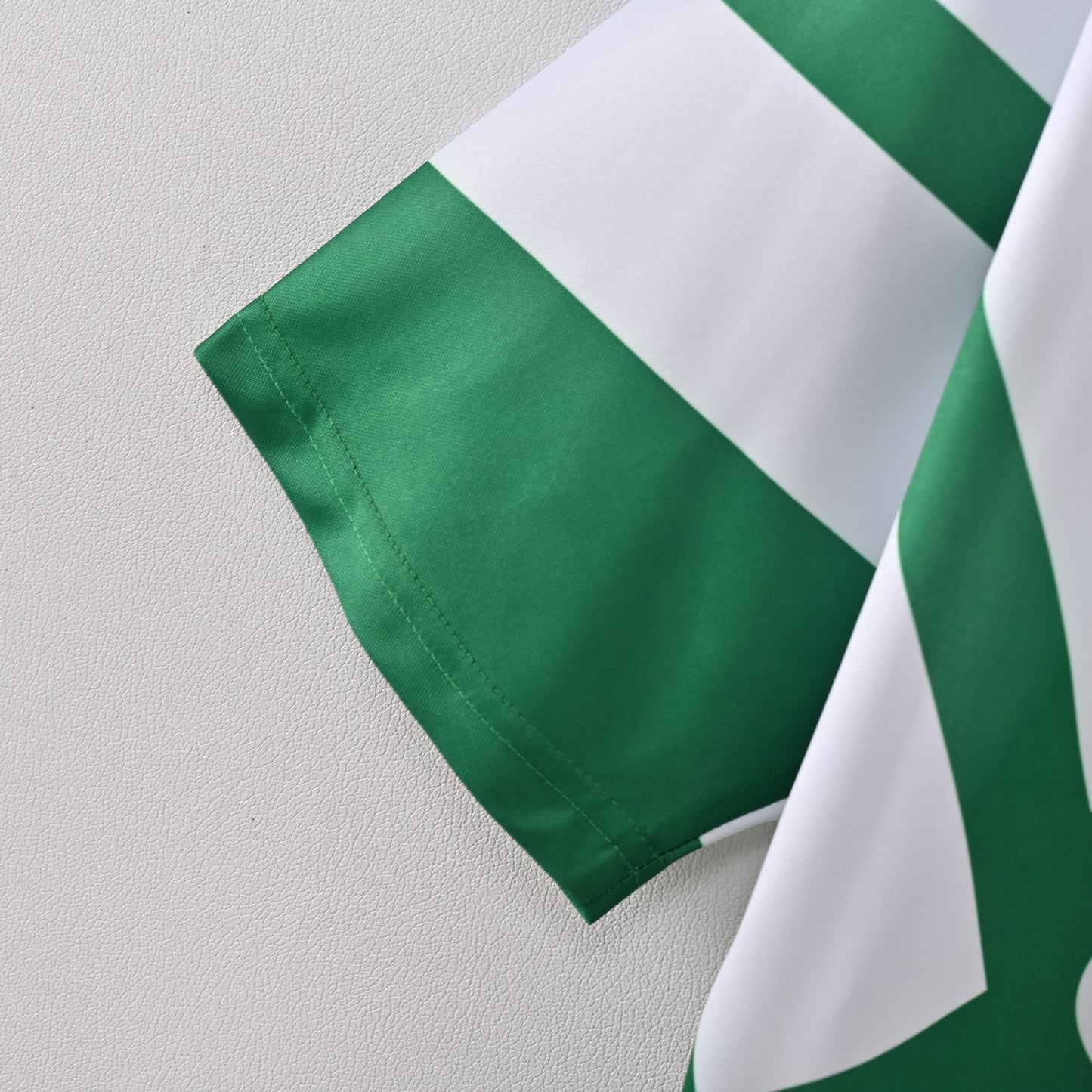 Retro Liverpool FC 1991/92 Jersey