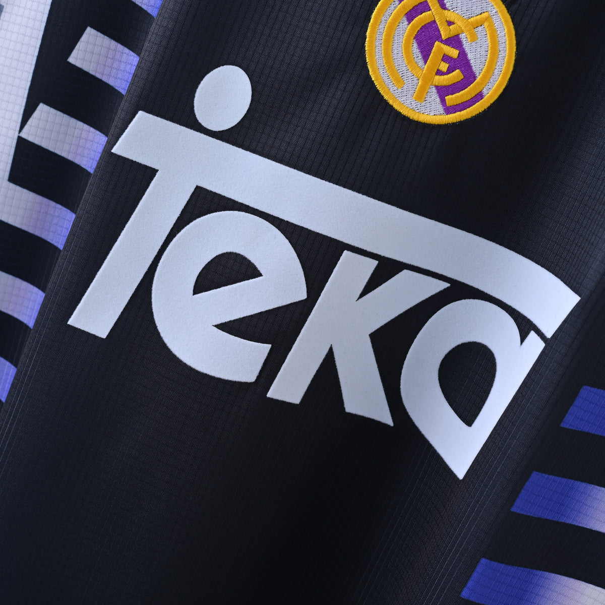Retro Real Madrid 1997/98 Jersey