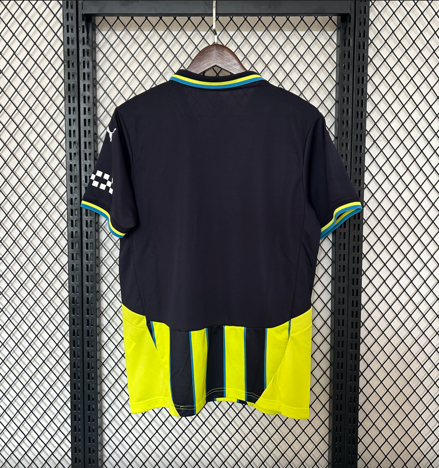 Manchester City 24/25 Away Jersey