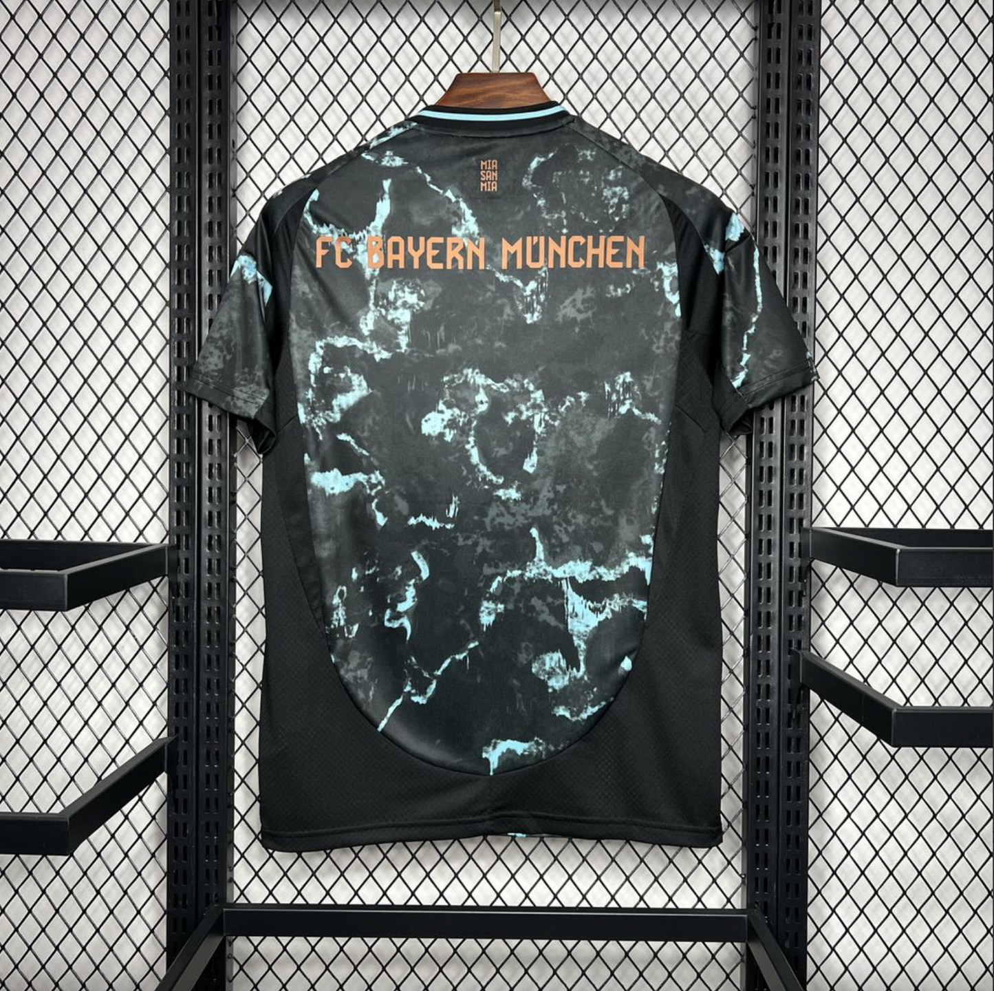 Bayern Munich Away 24/25 Jersey