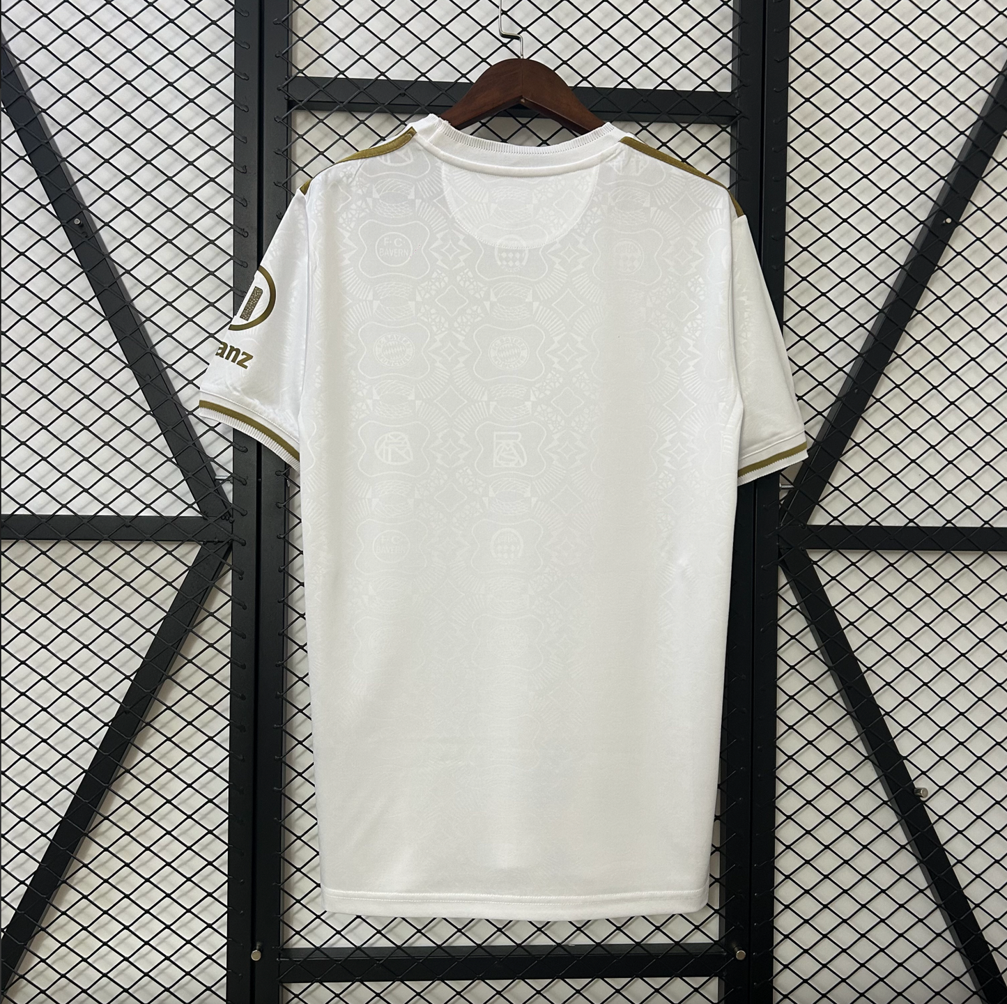 Bayern Munich White 125th Anniversary Jersey