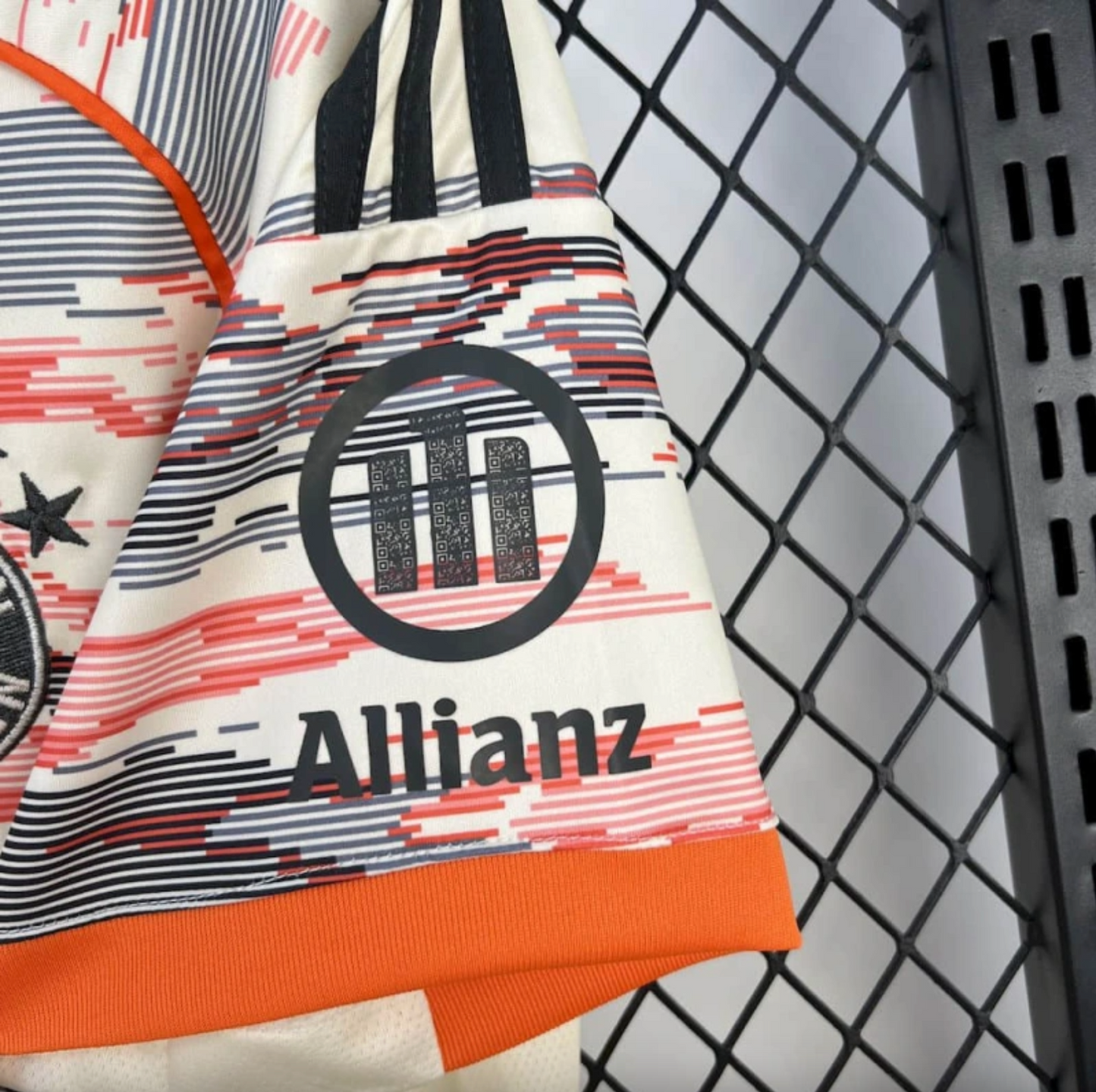 Bayern Munich 2025/26 Away Jersey