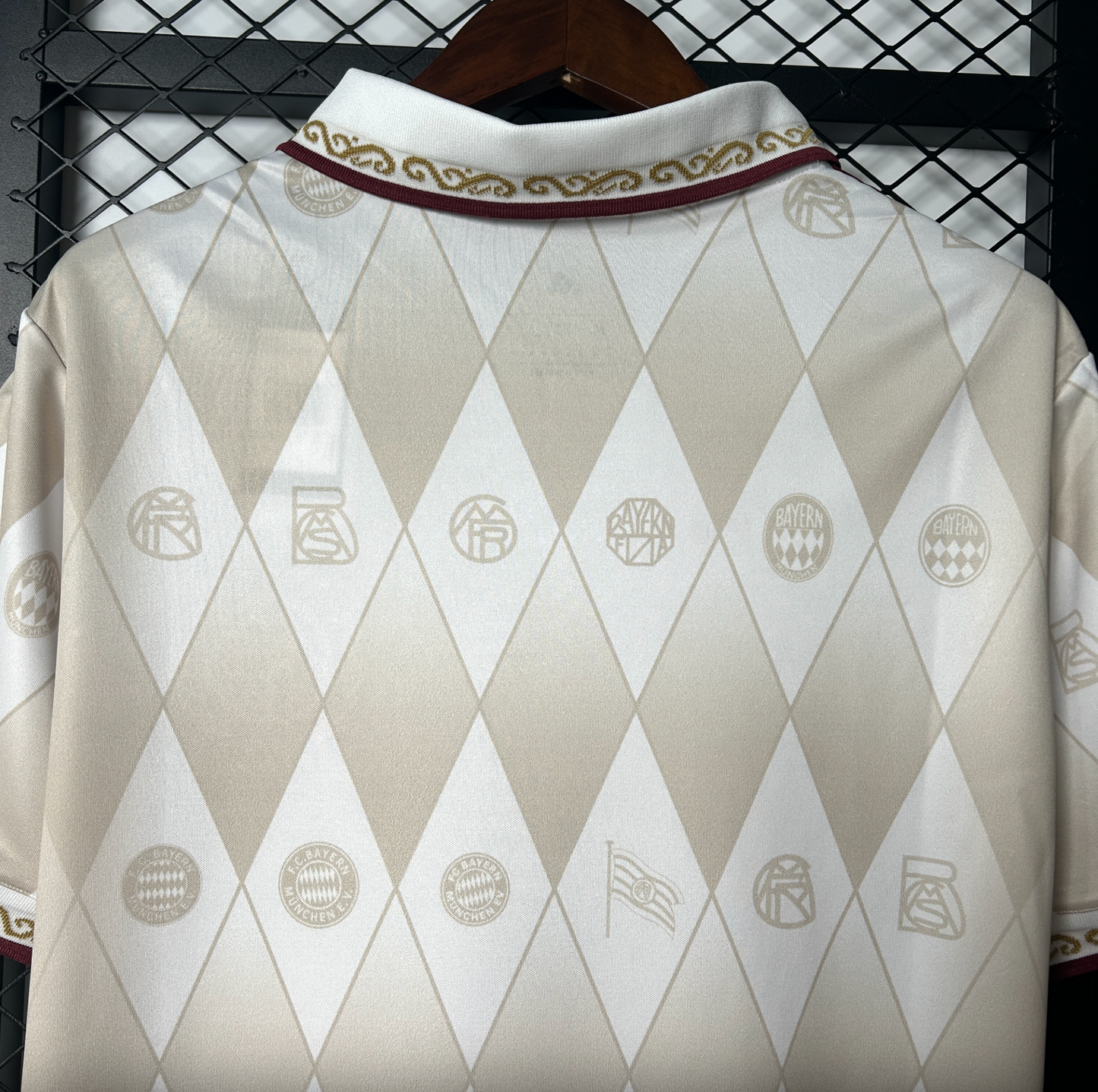 Bayern Munich 2025/26 White Classic Jersey