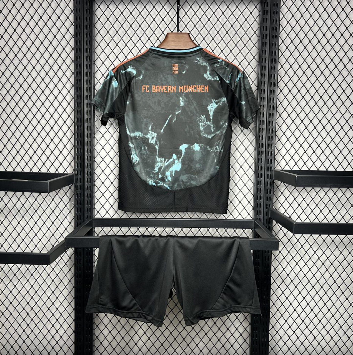 Kids Bayern Munich 2024/25 Away Jersey