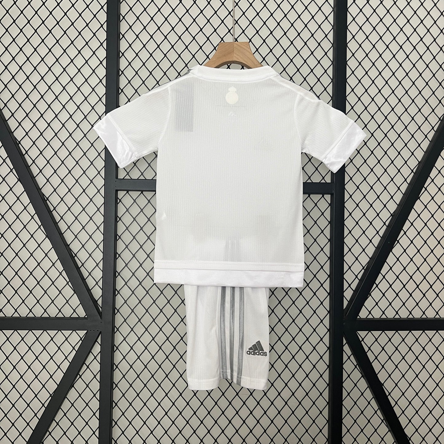 Kids Retro Real Madrid 15/16 Home