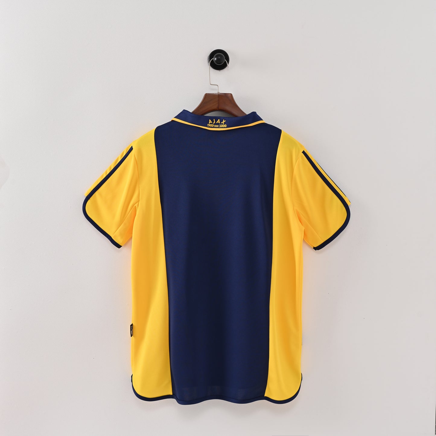 Retro Ajax 2000/01 Jersey