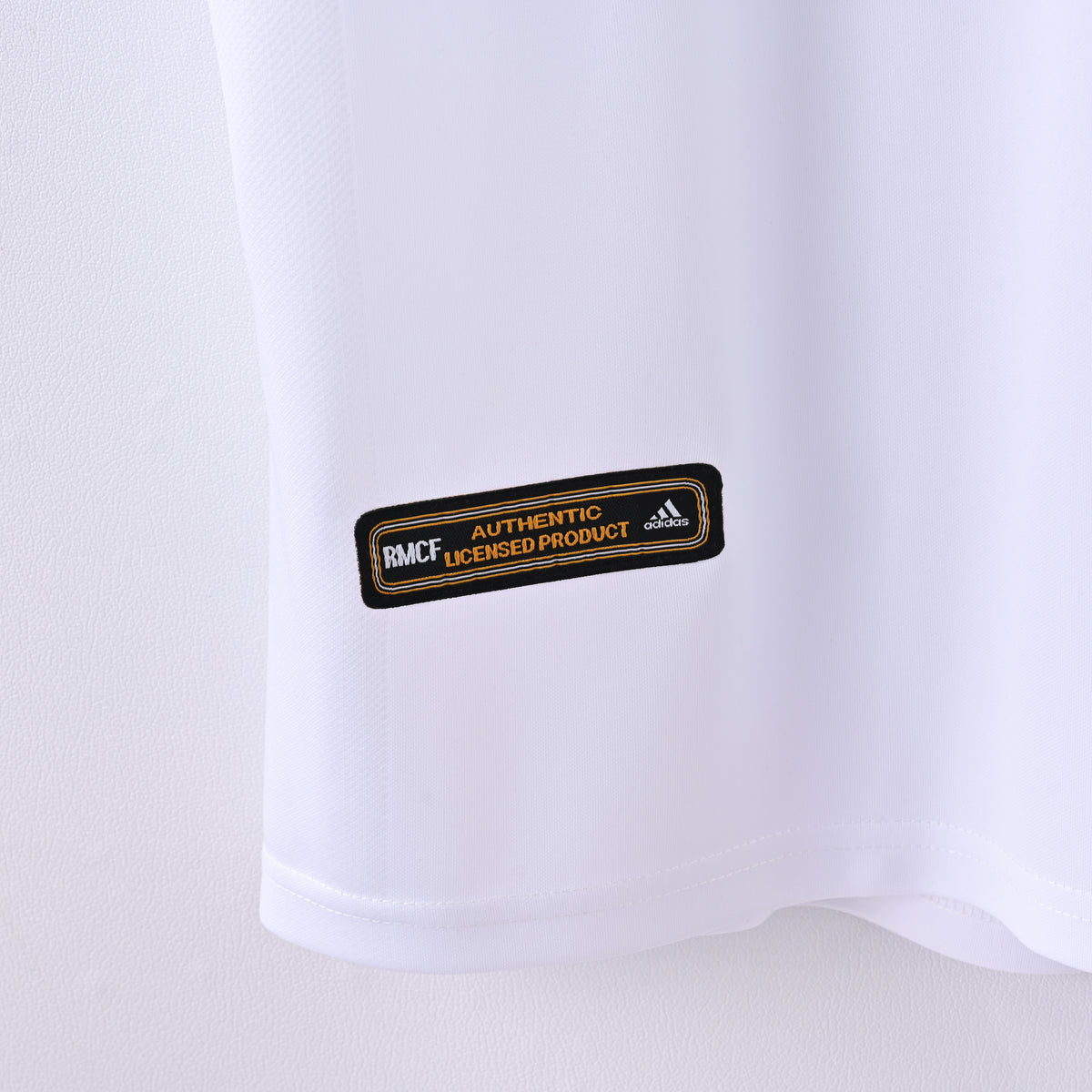Retro Real Madrid 2001/02 Jersey