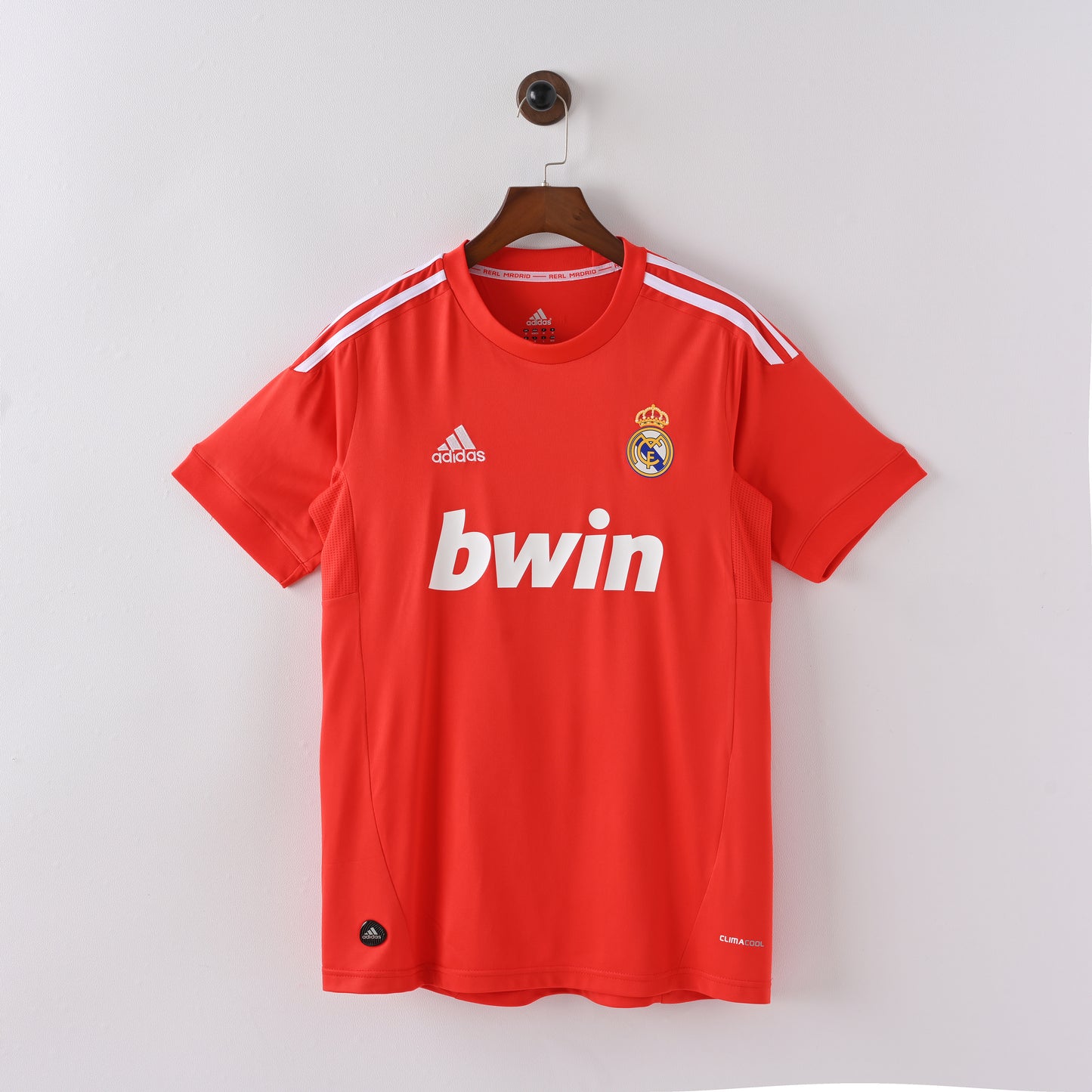 Retro Real Madrid 2011/12 Jersey