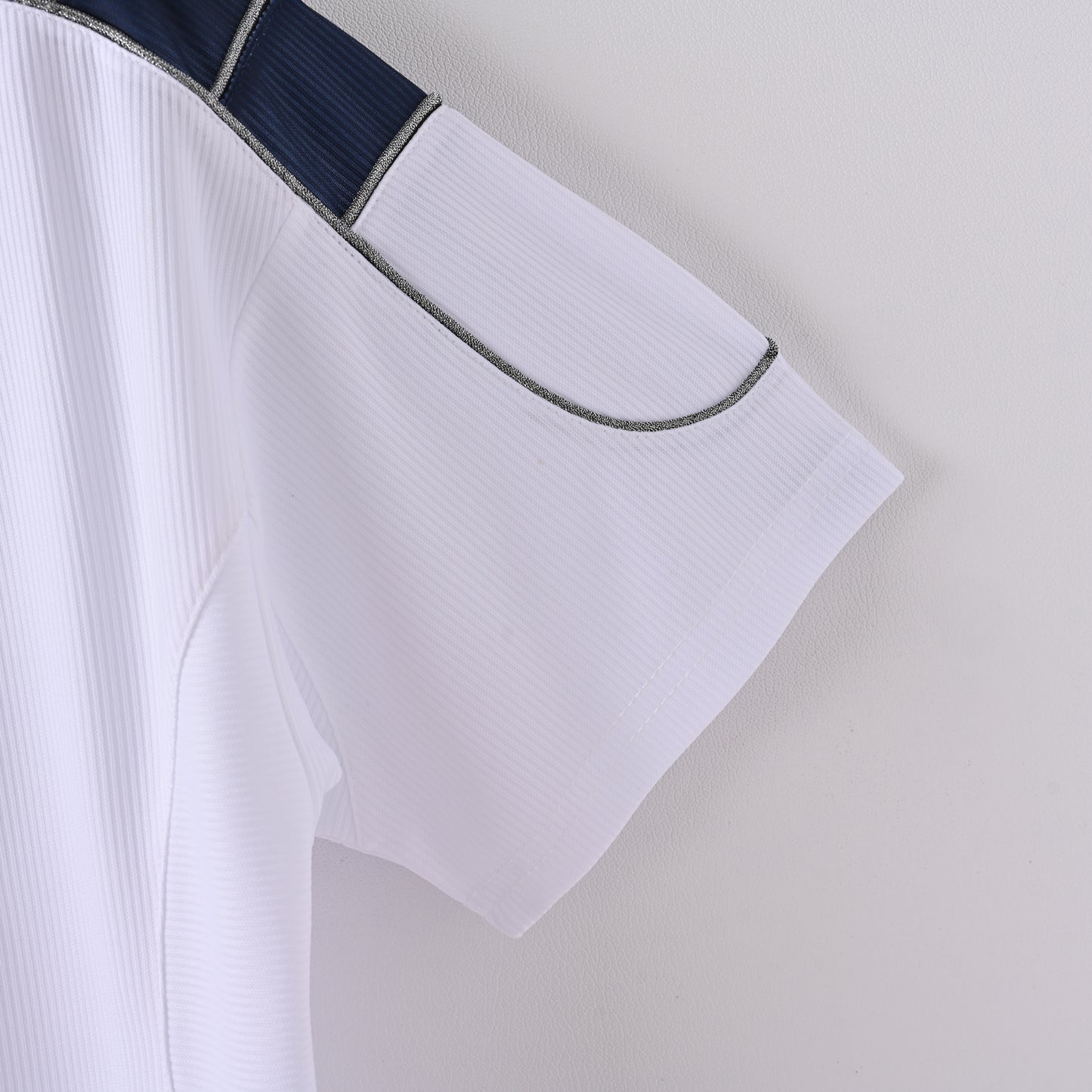 Retro Manchester United 1999/00 Jersey