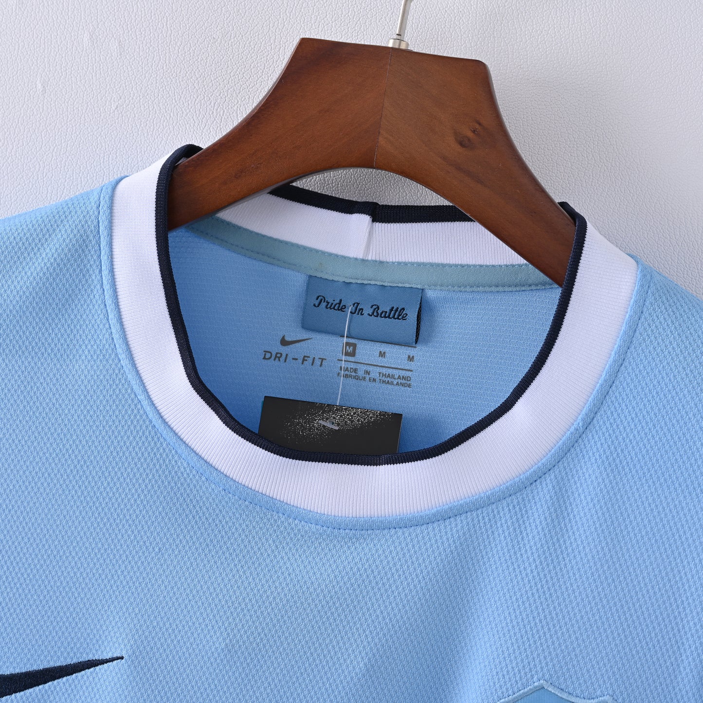 Retro Manchester City 2013/14 Jersey