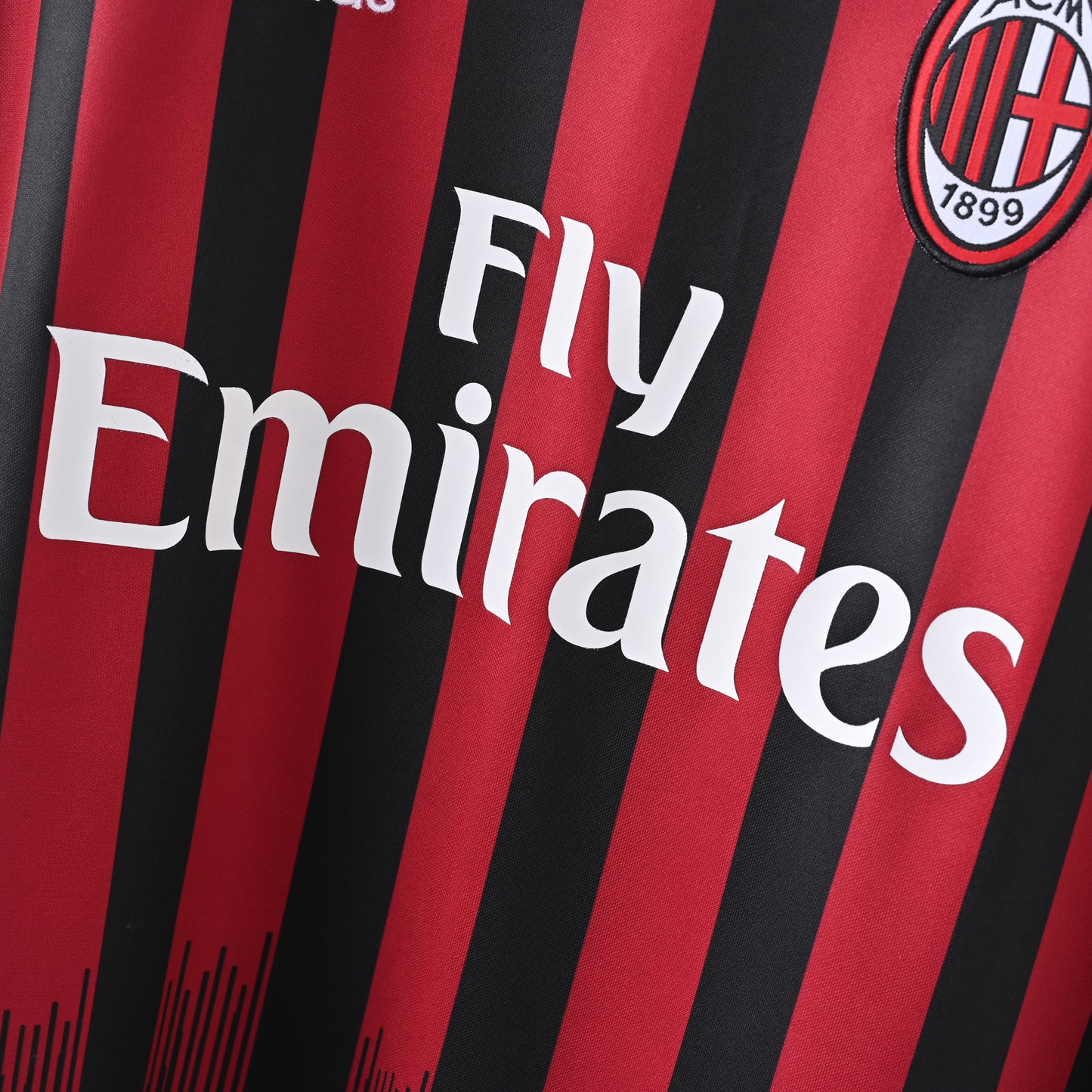 Retro AC Milan 2016/17 Jersey