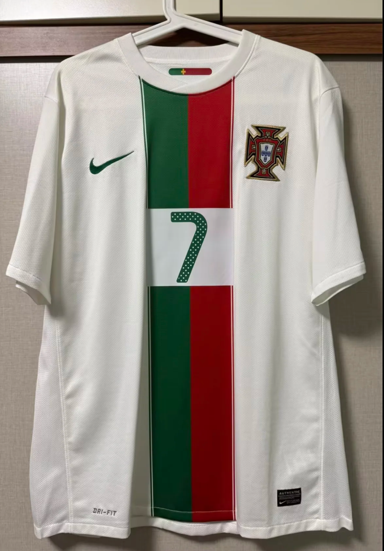 Retro Portugal 2010 Away Jersey