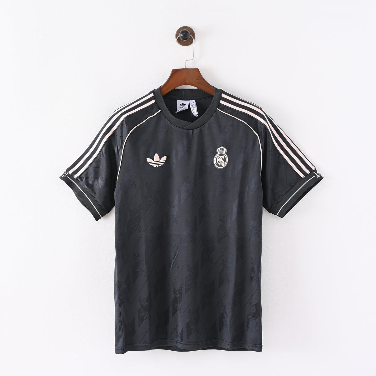 Retro Real Madrid 2024/25 Jersey