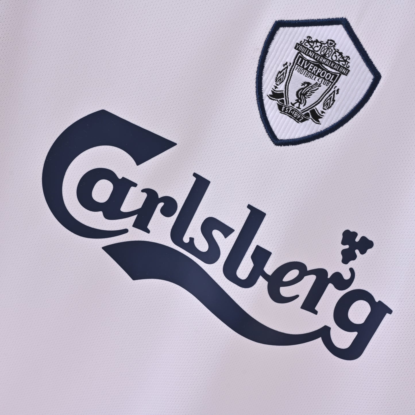 Retro Liverpool FC 2001/02 Jersey