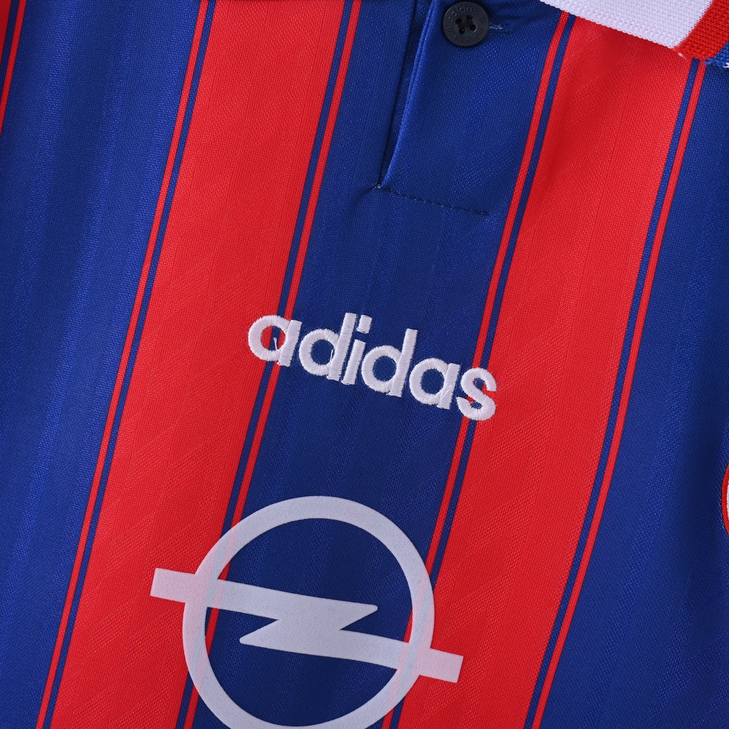 Retro Bayern Munich 1995/97 Jersey