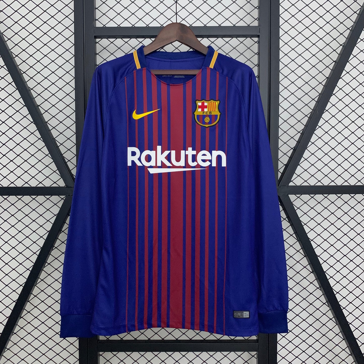 Retro Barcelona 2017/18 Home Jersey