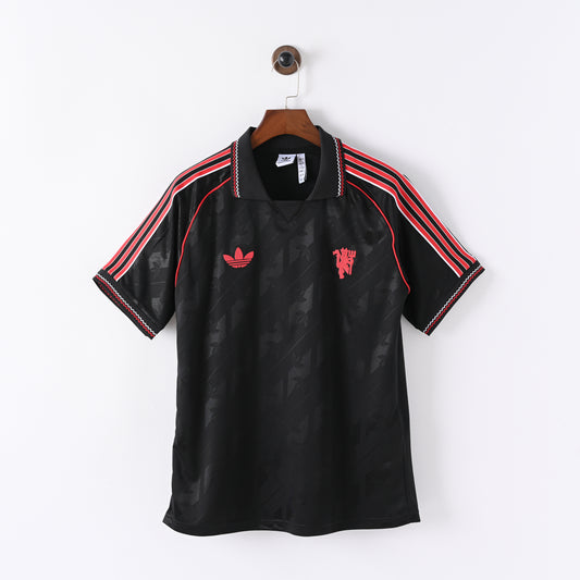 Retro Manchester United 2024/25 Jersey