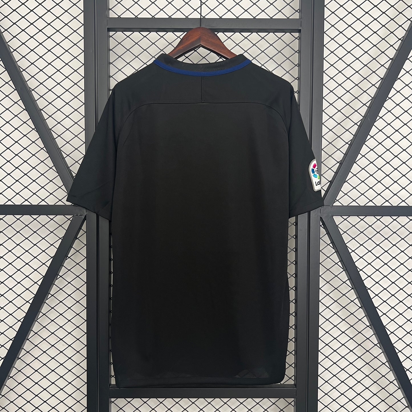 Retro Atlético De Madrid 2016/17 Away