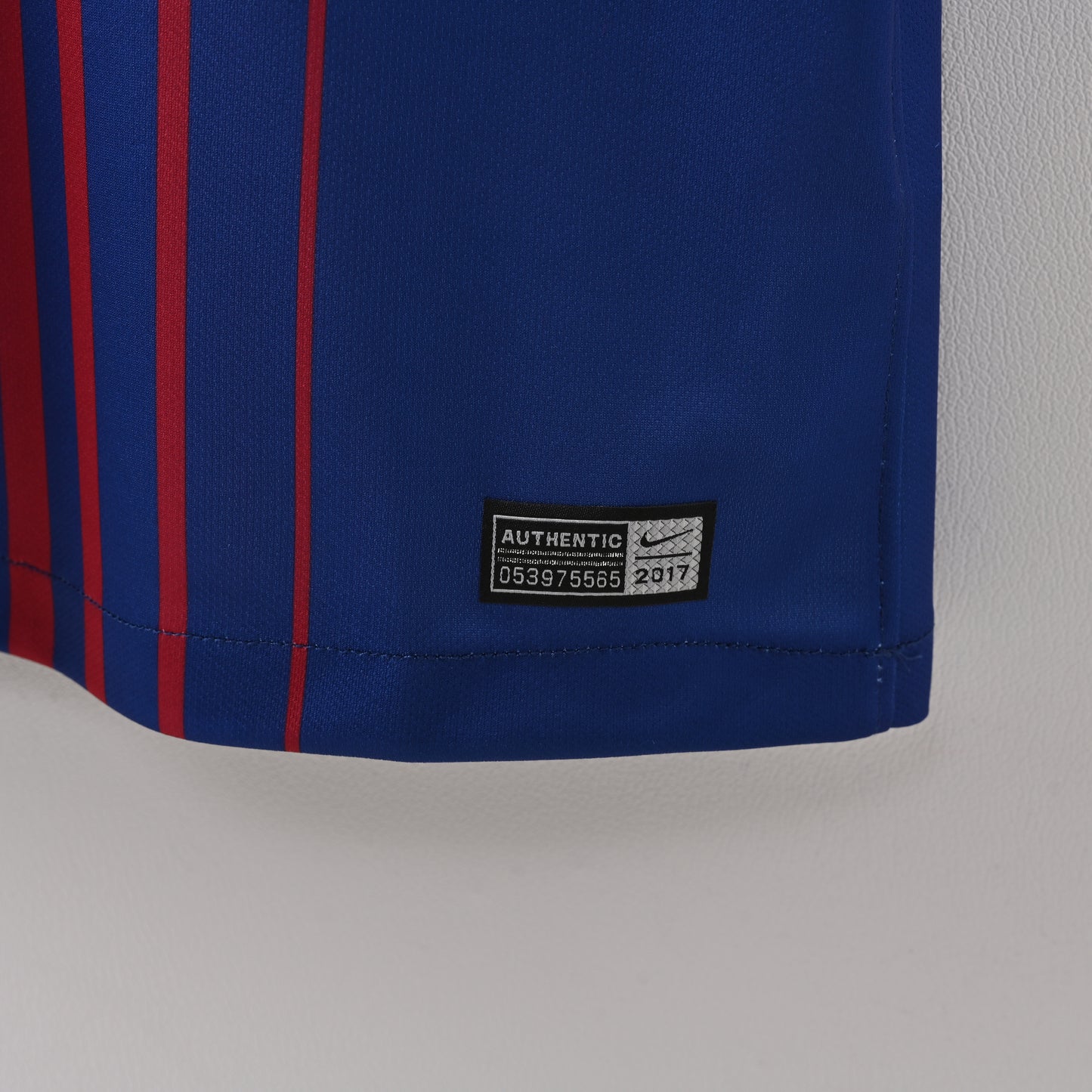 Retro Barcelona 2017/18 Jersey
