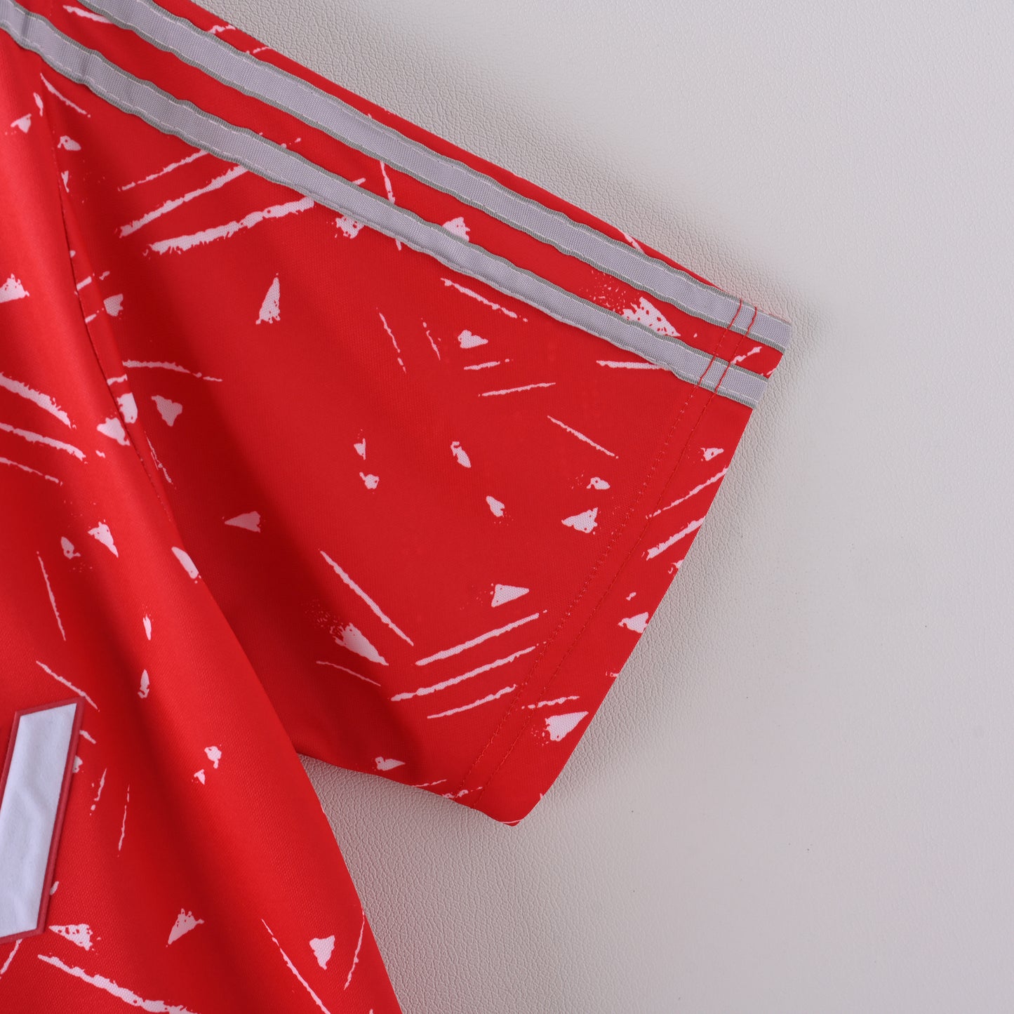 Retro Liverpool FC 1990/91 Jersey