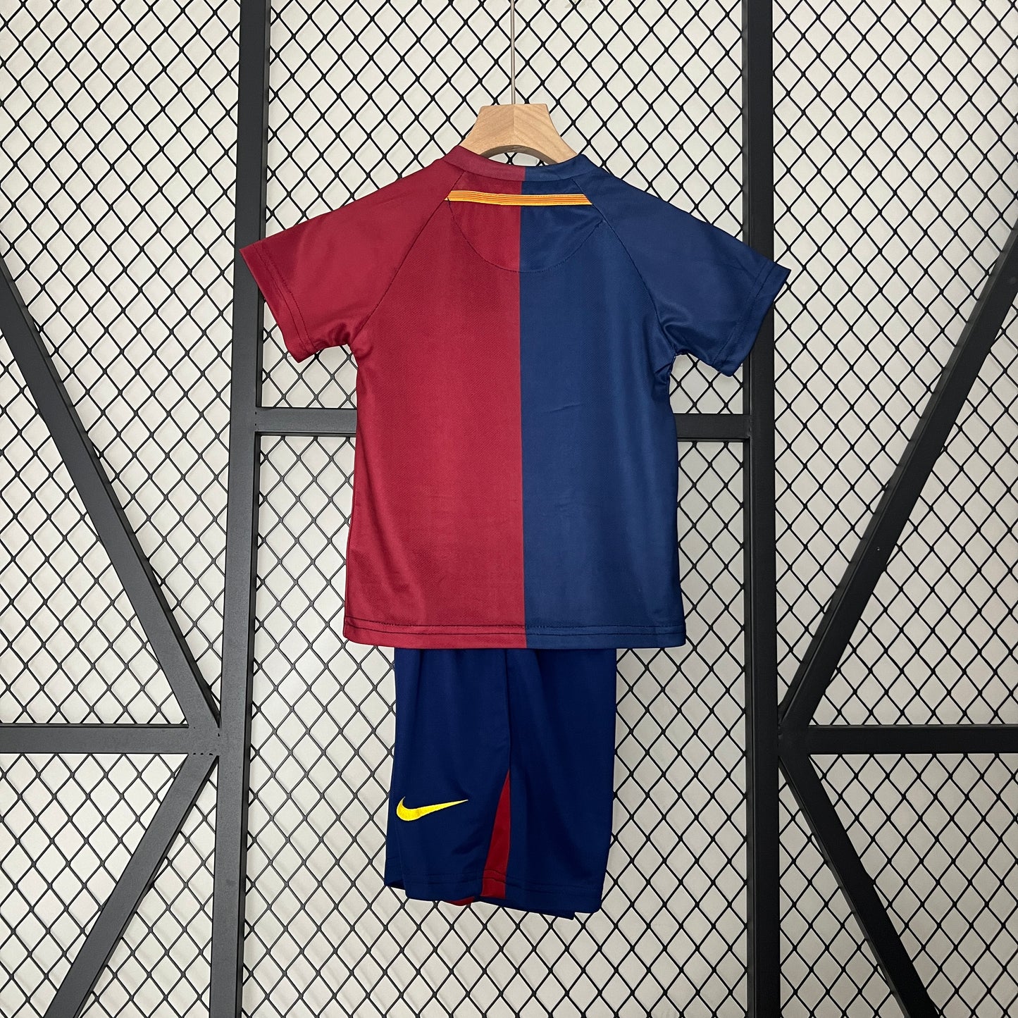 Retro Kids Kit F.C. Barcelona 2008/09 Home