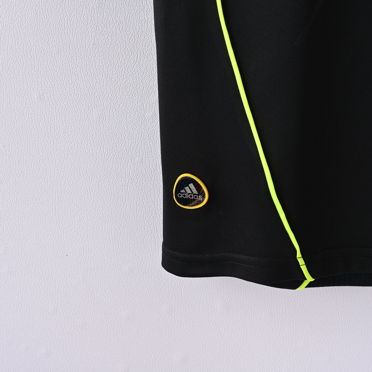 Retro Real Madrid 2010/11 Jersey