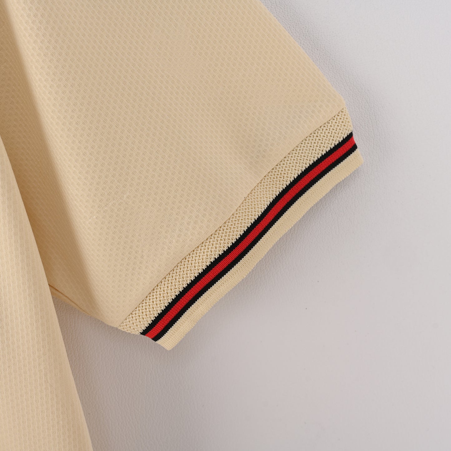 Retro Liverpool FC 1996/97 Jersey