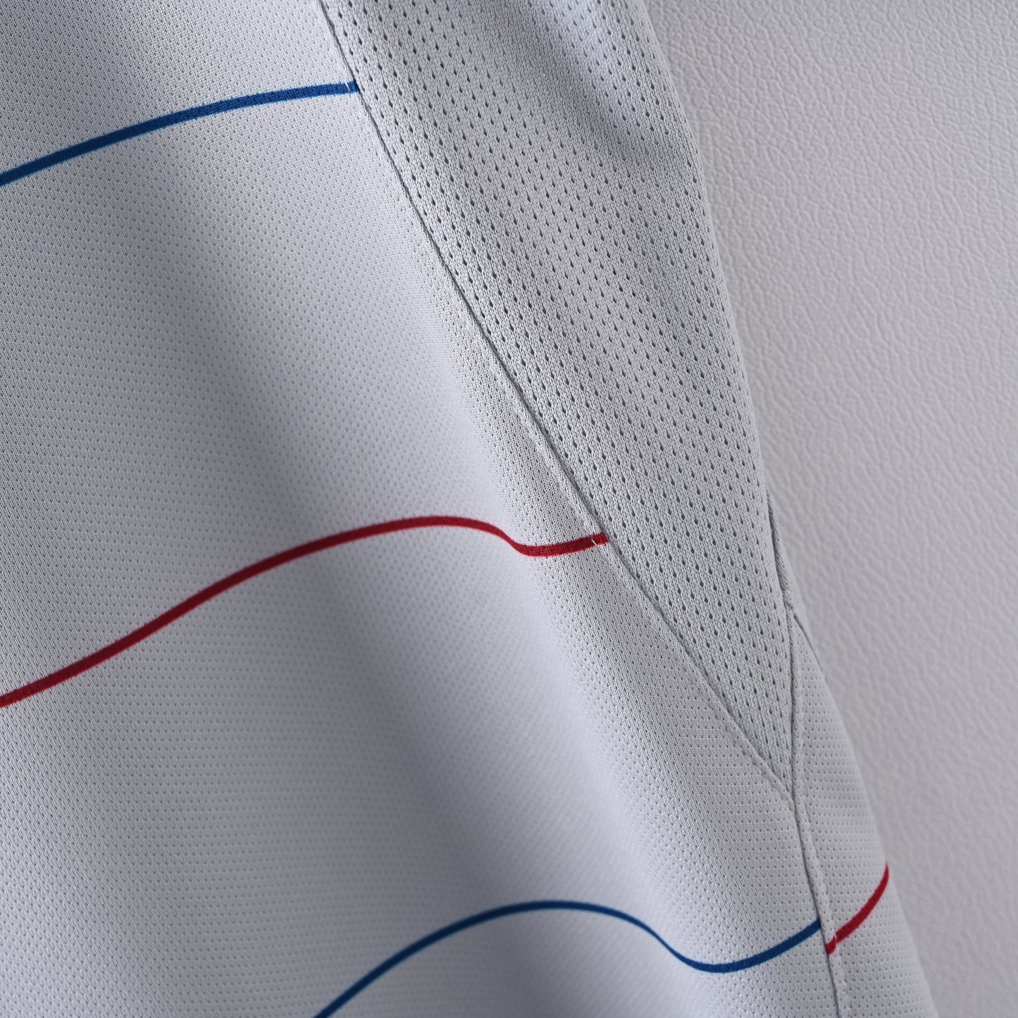 Retro Barcelona 2003/04 Jersey