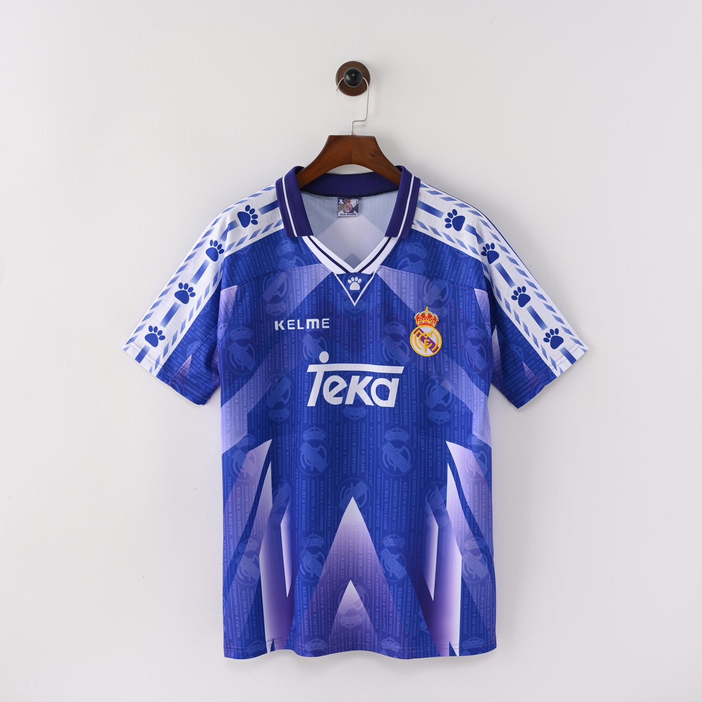 Retro Real Madrid 1996/97 Jersey