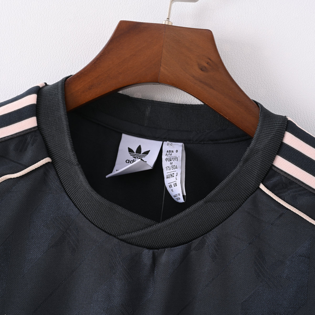 Retro Real Madrid 2024/25 Jersey