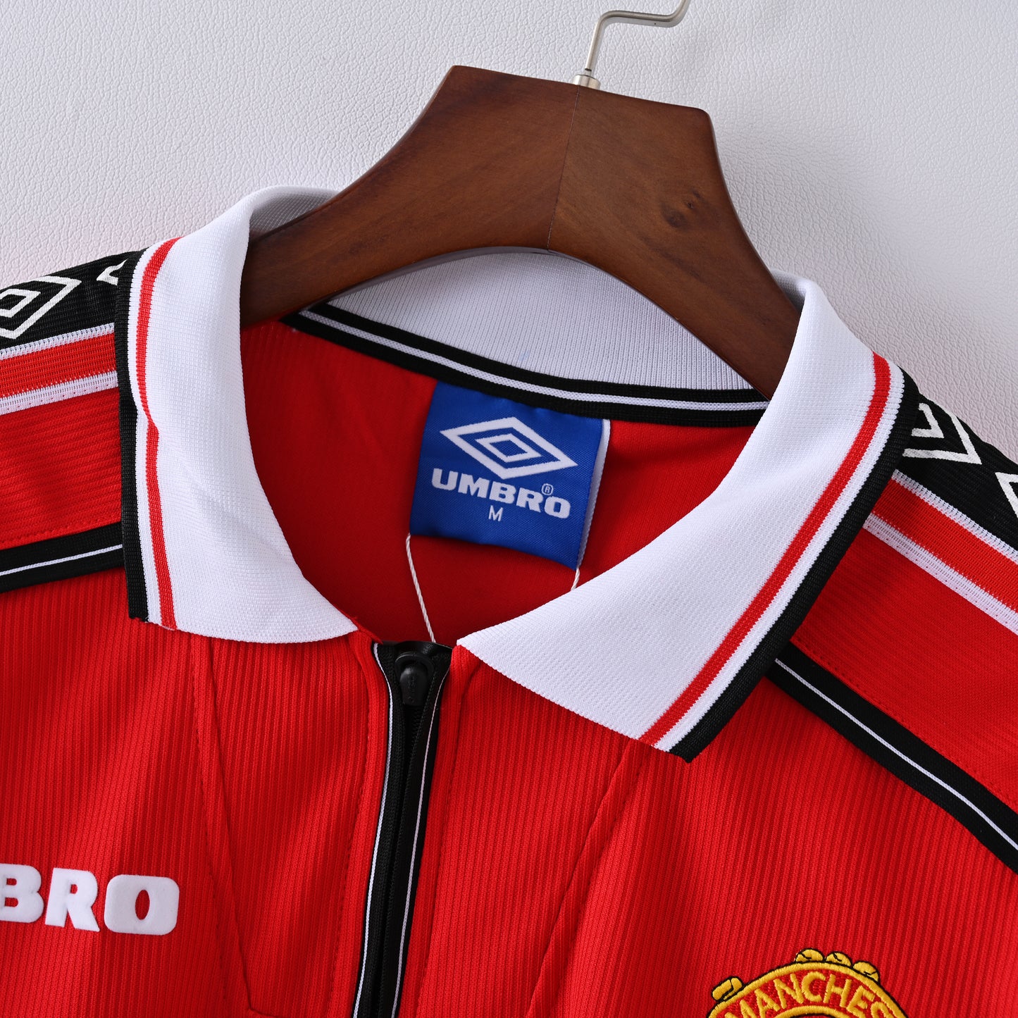 Retro Manchester United 1998/99 Jersey