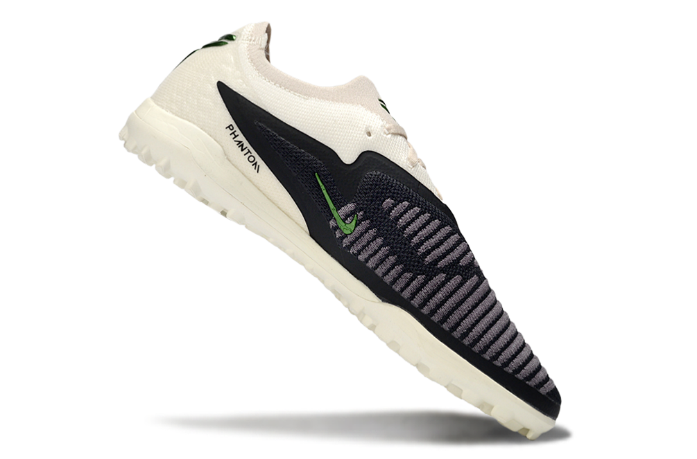 Phantom GX III Turf