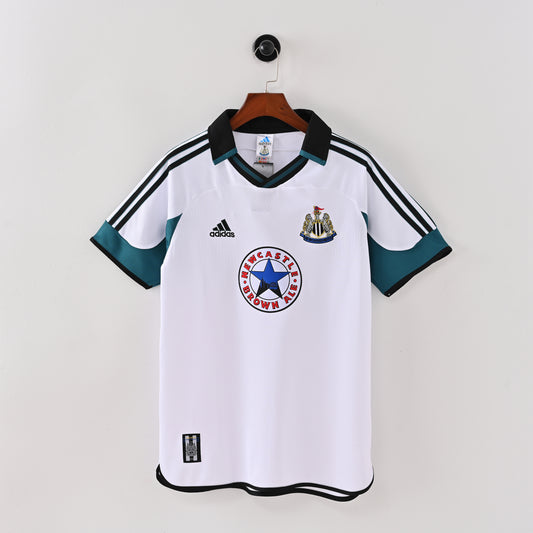 Retro Newcastle United 1999/00 Jersey