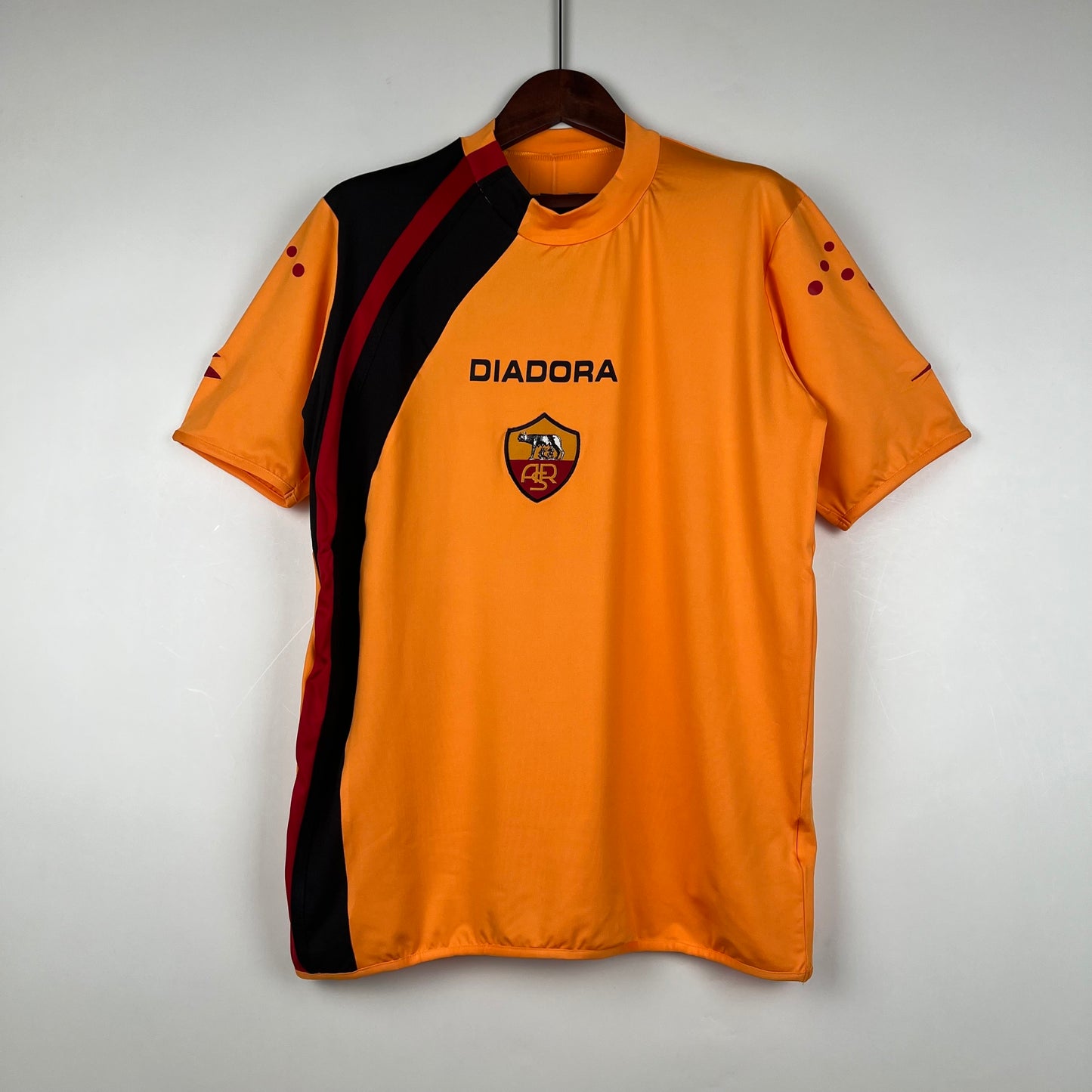 Retro AS Roma 2005/06 Home Jersey