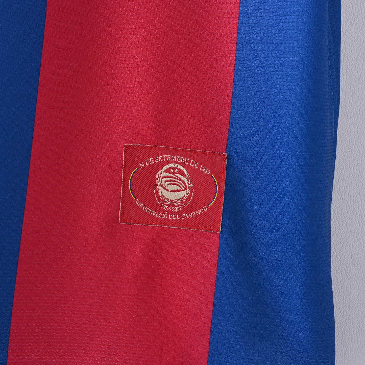 Retro Barcelona 2007/08 Jersey