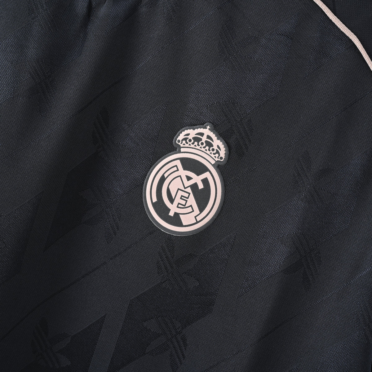 Retro Real Madrid 2024/25 Jersey