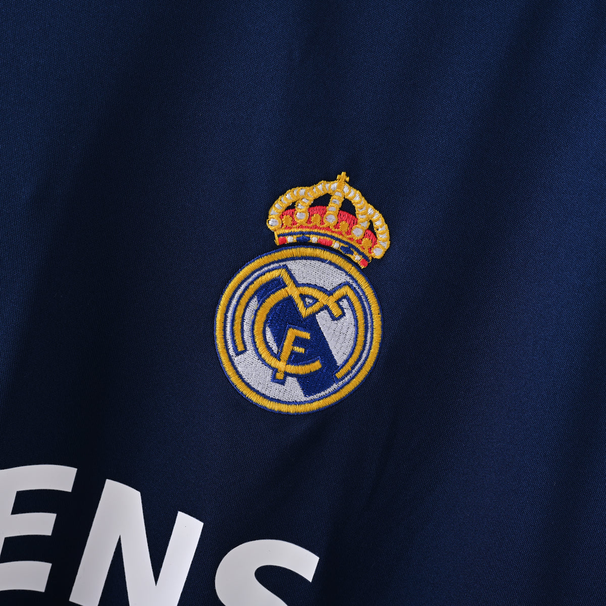 Retro Real Madrid 2005/06 Jersey