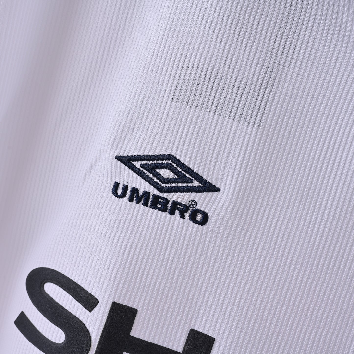 Retro Manchester United 1999/00 Jersey