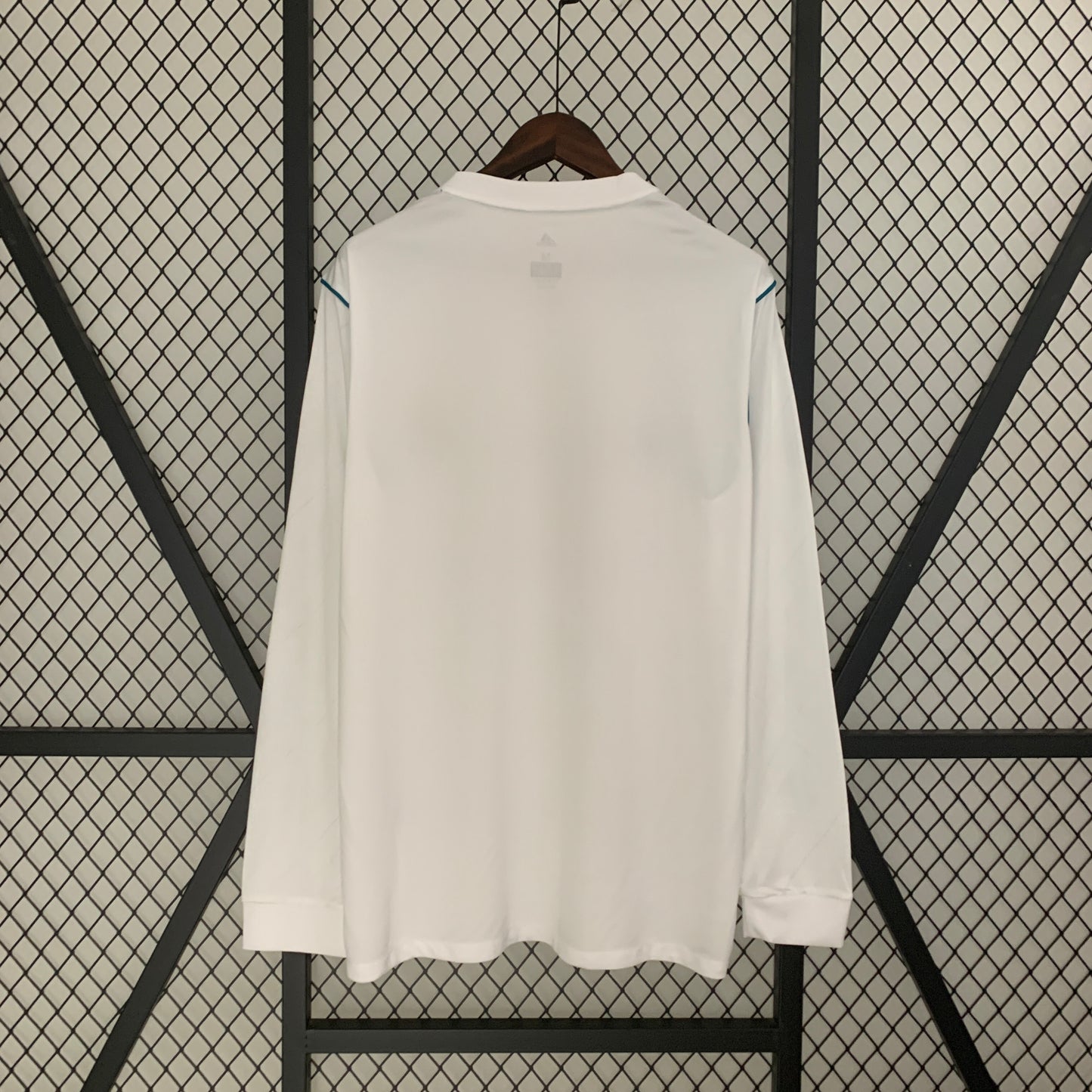 Retro Long Sleeve Real Madrid 17/18 Home