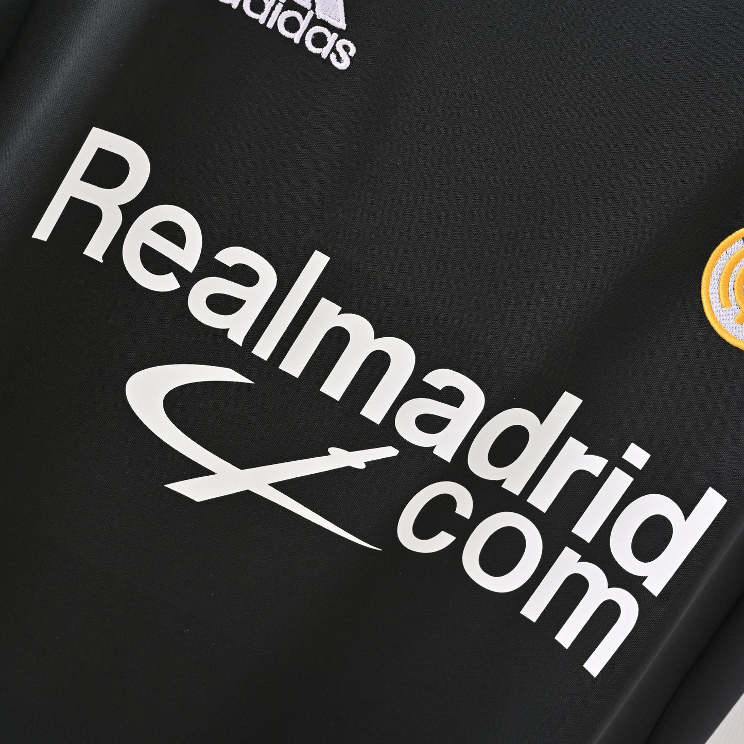 Retro Real Madrid 2001/02 Jersey