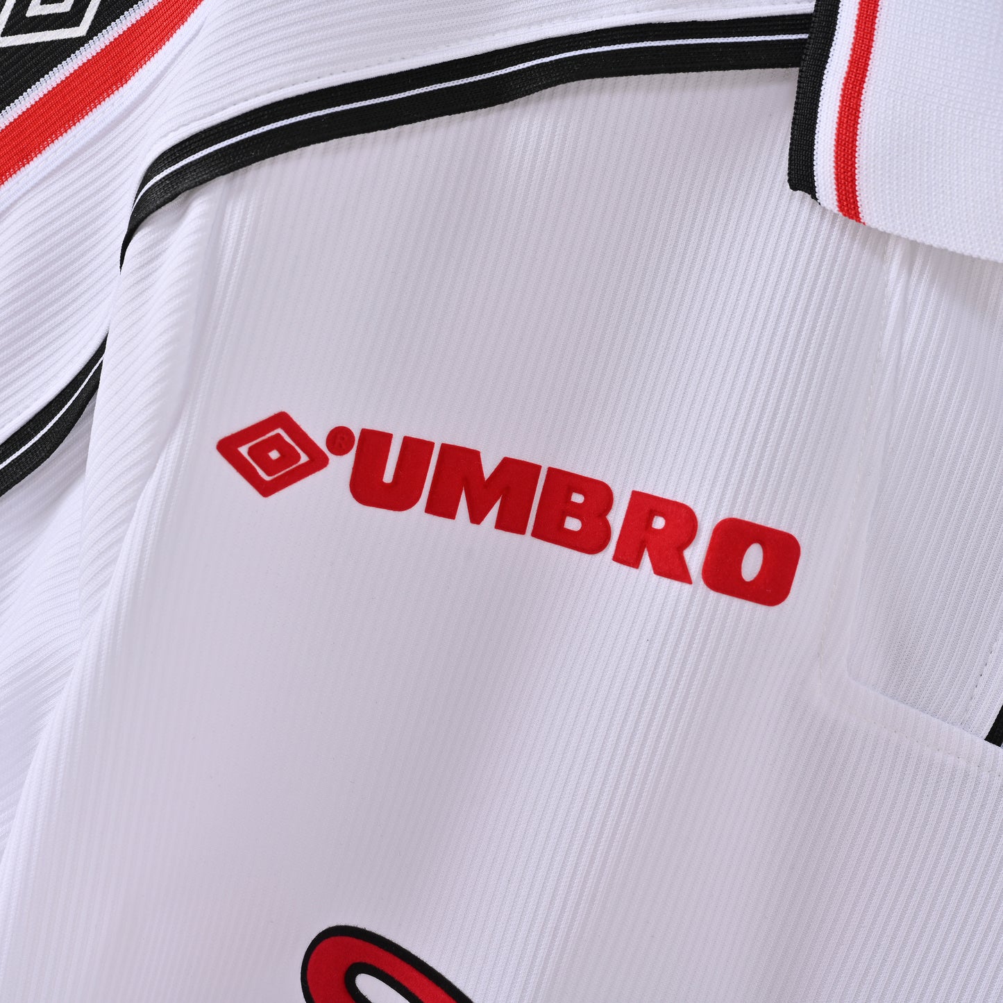 Retro Manchester United 1998/99 Jersey