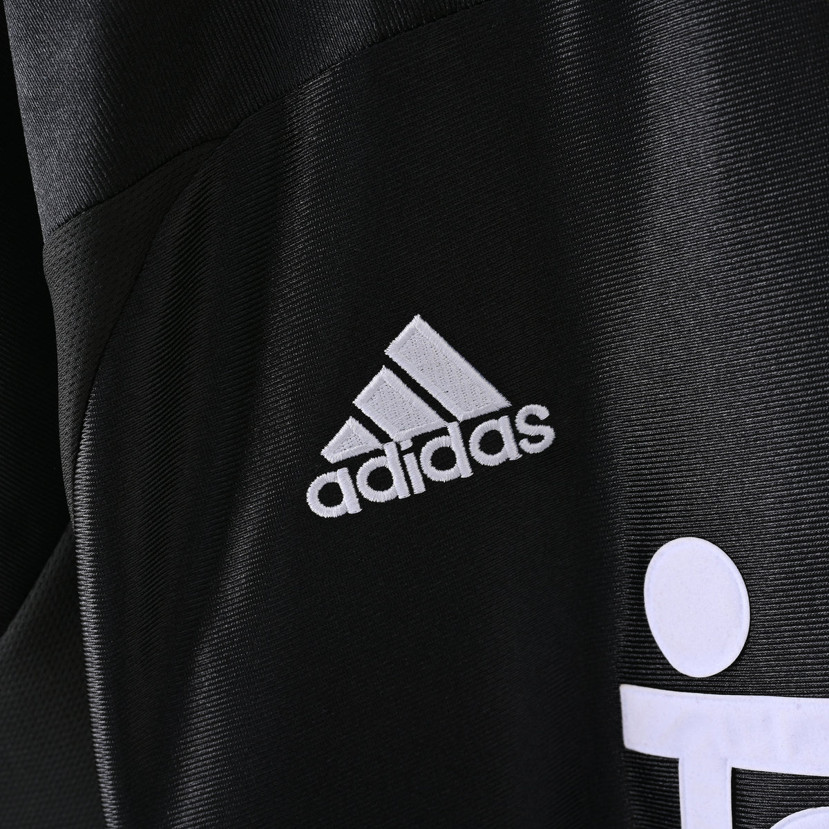 Retro Real Madrid 1999/00 Jersey
