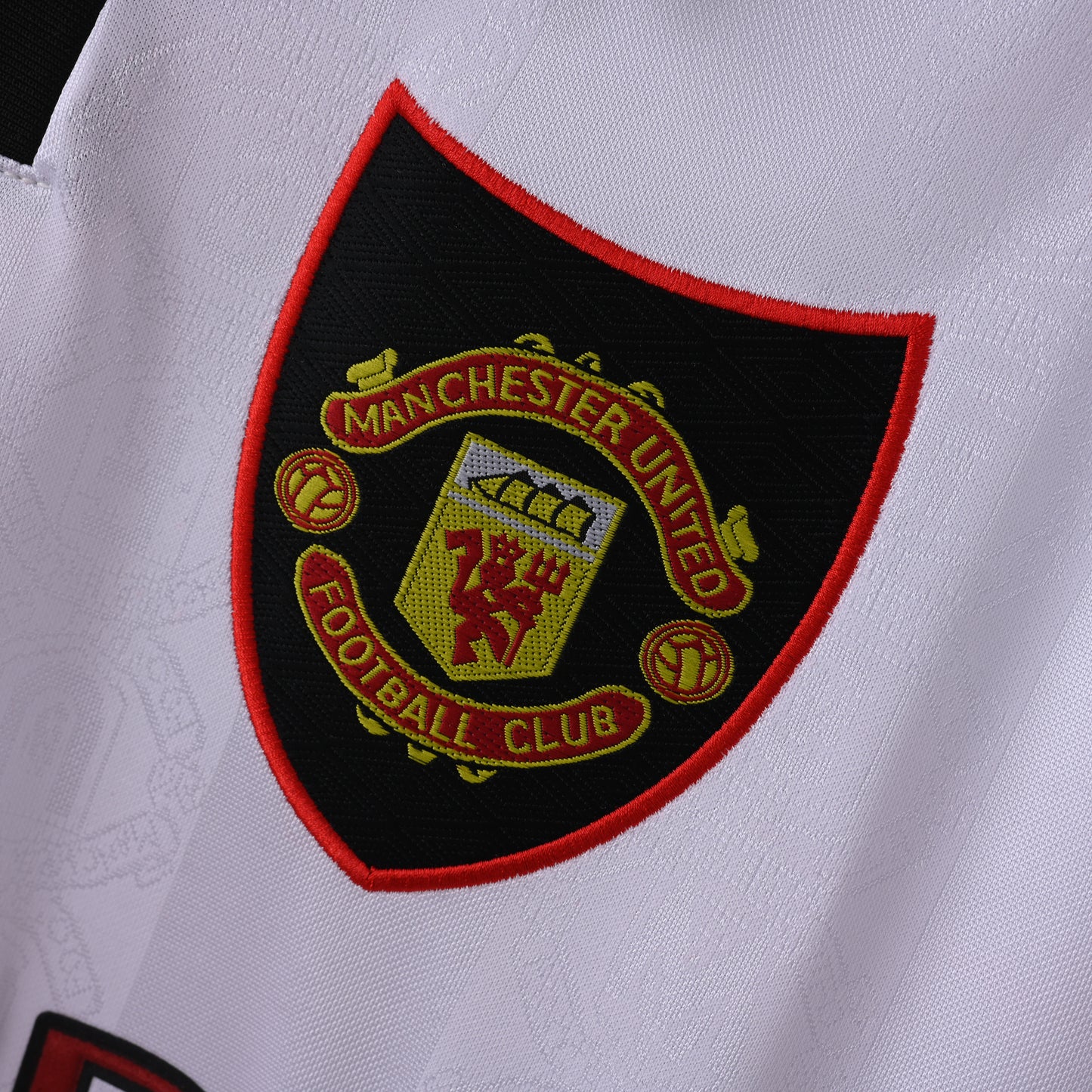 Retro Manchester United 1998/99 Jersey