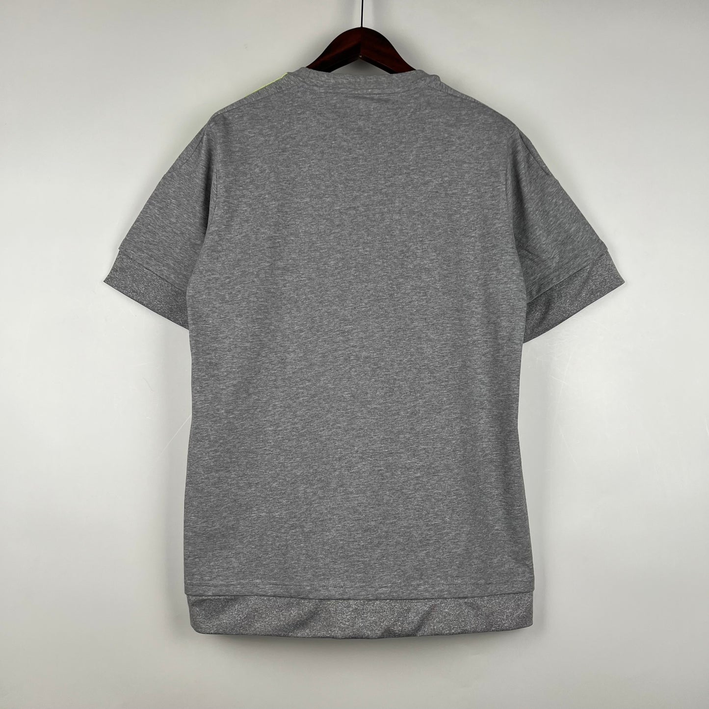 Retro Real Madrid 15/16 Home Jersey