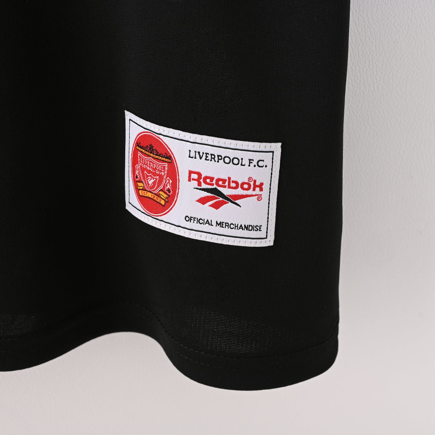 Retro Liverpool FC 1996/97 Jersey