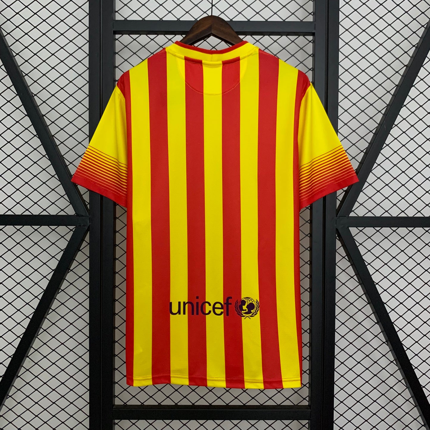 Retro Barcelona 2013/14 Away Jersey